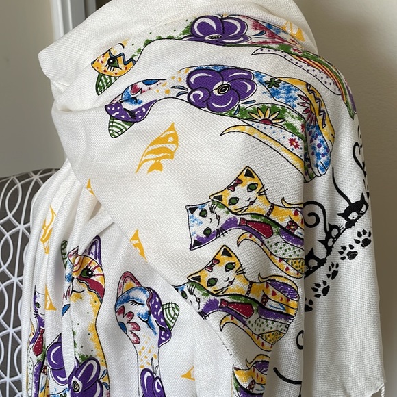 Cat Lovers Scarf or Shawl. - Picture 7 of 13